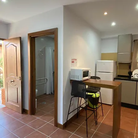 Apartamento 3 Ragel Costa Apto Movilidad Reducida Cádis